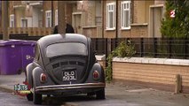 Un jeune français se rend devant la maison où les premiers tubes des Beatles ont vu le jour - Regardez