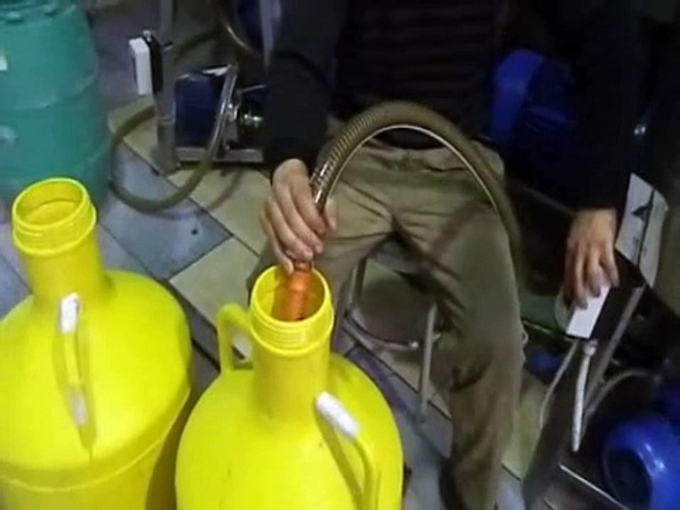 Mudanya Çepni mahallesinde zeytinyağı üretimi