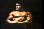ARNOLD SCHWARZENEGGER - GUEST POSING AT AGE 23 - Bodybuilding Muscle Fitness