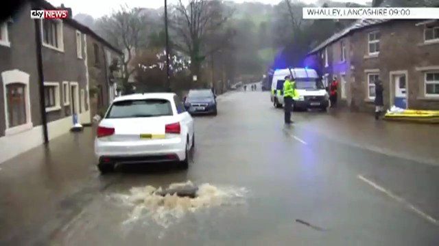 Royaume-Uni: Des centaines de personnes évacuées à la suite d’inondations