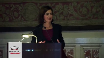 VIDEO-Discorso ORAMAI SCONTATO della #presidenta che ELOGIA I #MIGRANTI!!!