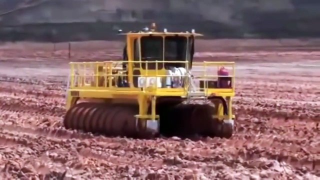 Unique soviet ATVs - ZIL 29061 with helical screw