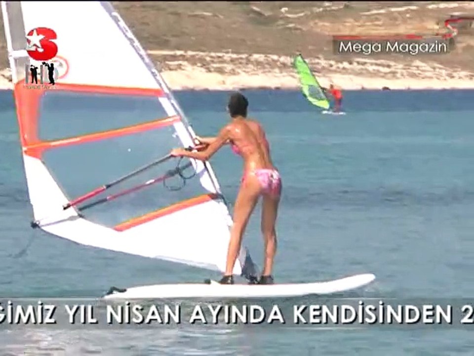 Hande Subaşı Pembe Bikini Nostalji