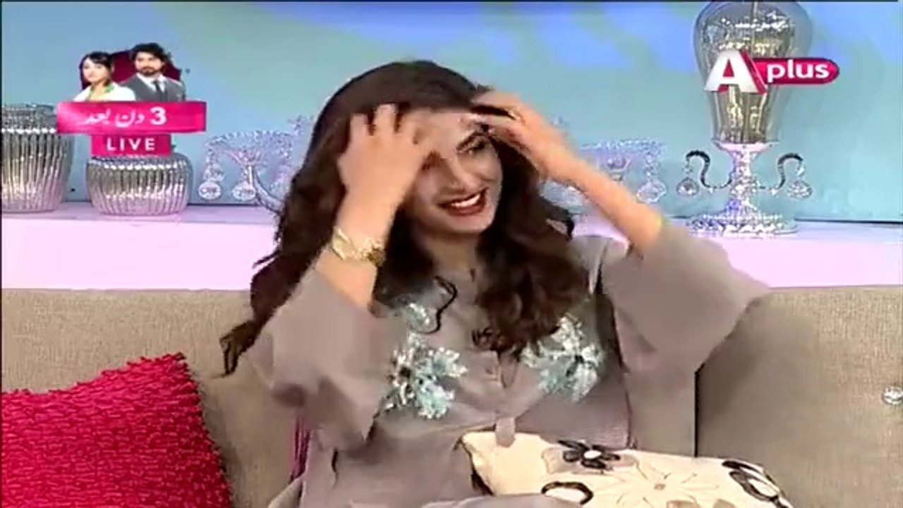 Excellent Mimicry by Saba Qamar Of Pakistan Actresses And Politicians in a Live Show