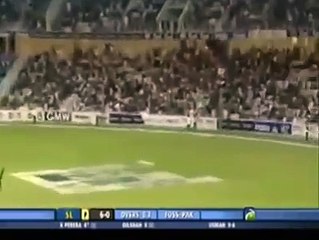 Kusal vs Sanath - Batting