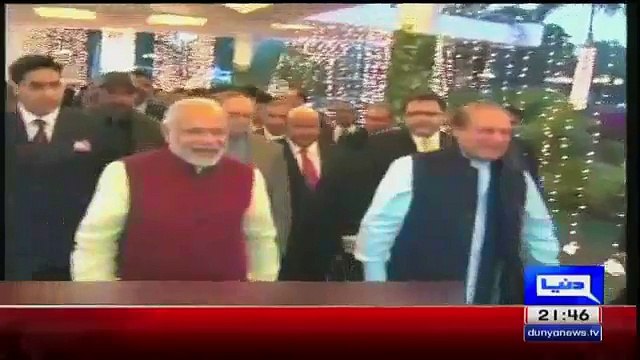 Nawaz Sharif Wearing Turban Gifted By Narendra Modi On Grand Daughter Walima
