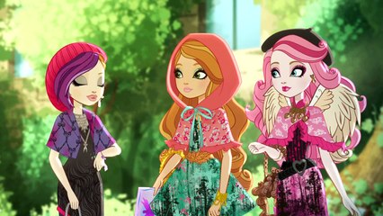 PRIN PĂDURE | Ever After High™