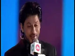 Shahrukh Khan Wishing Salman Khan On His 50th Birthday ..
