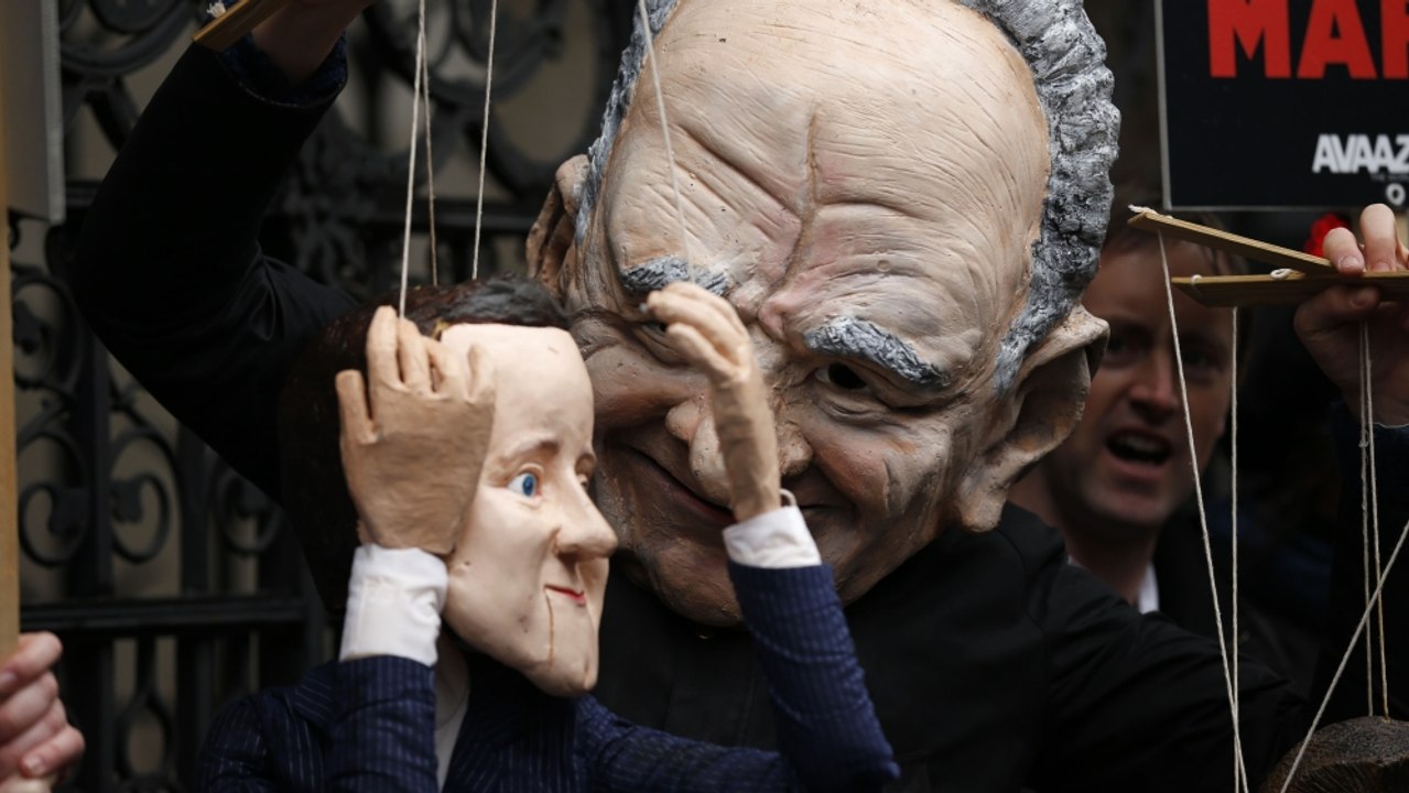 The political influence of Murdoch's media empire - The Listening Post (Lead)