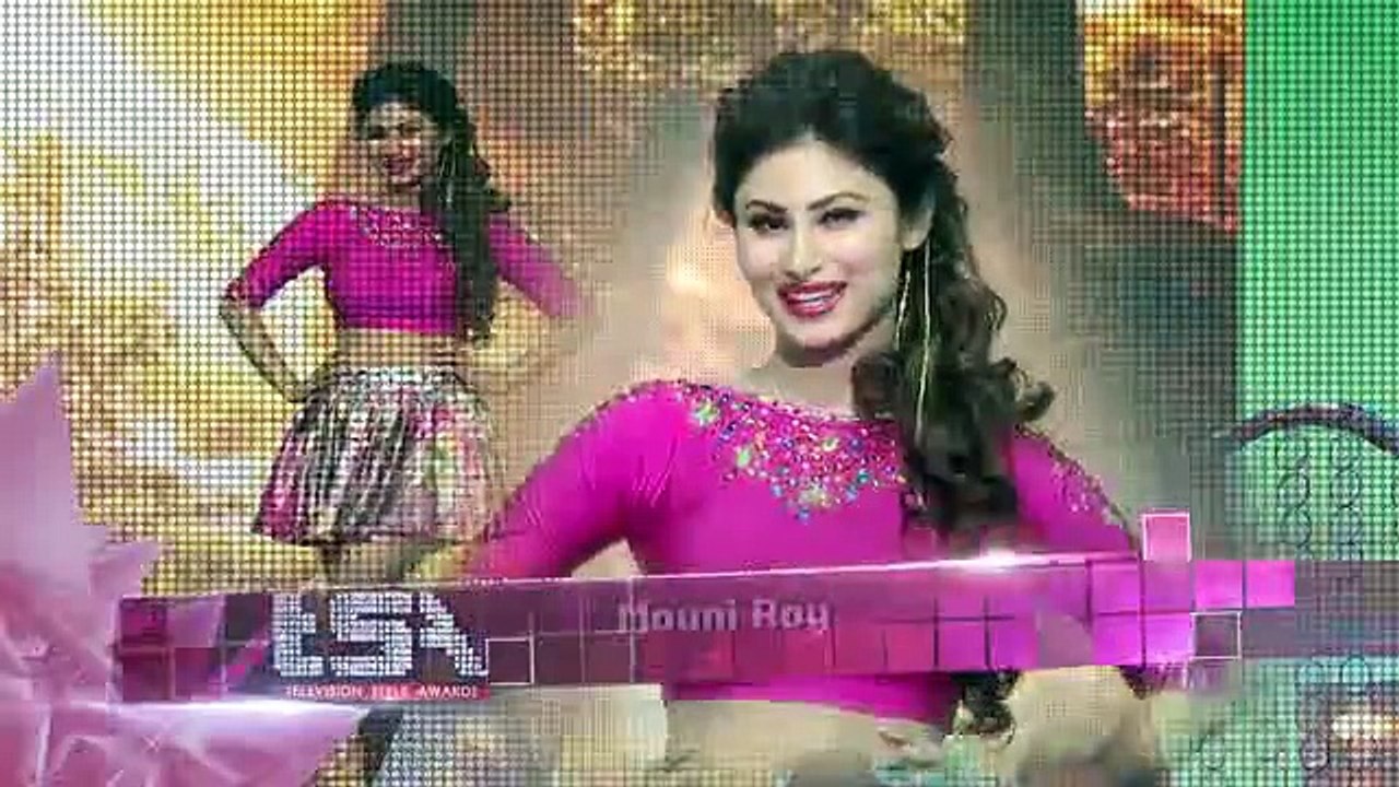Mouni Roy & Sanjeeda Shaikh Hot Performance