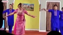 New Pakistani Actresses Nargis Again Join Mujra For More Money
