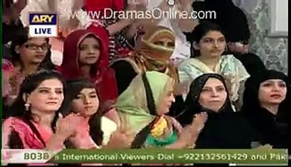 Logoan ko ghr meian kaisy maar parti thi yeh ktni khushi sy bta ry hn