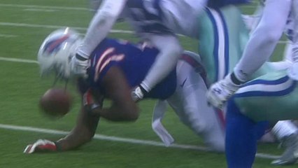 Karlos Williams fumbles, Cowboys recover