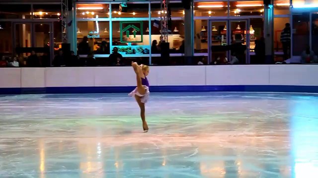 Gala de Noël 2015 (patineurs -10 ans) / solos (ou duos)