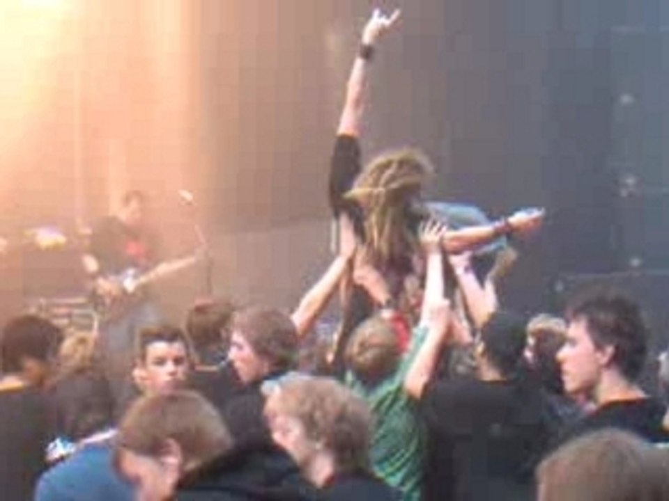 Stereotypical Working Class "live"