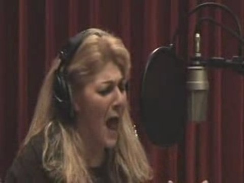 sandra kim en studio pour pub proximus