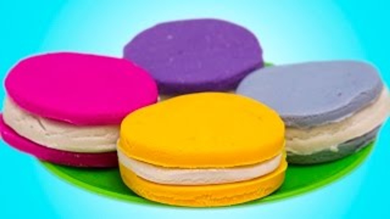 Play Doh Ice Cream Cupcakes Playset Playdough SURPRISE EGGS Hello Kitty Spiderman Kinder E