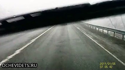 Влетел в  стоячий ПАЗик