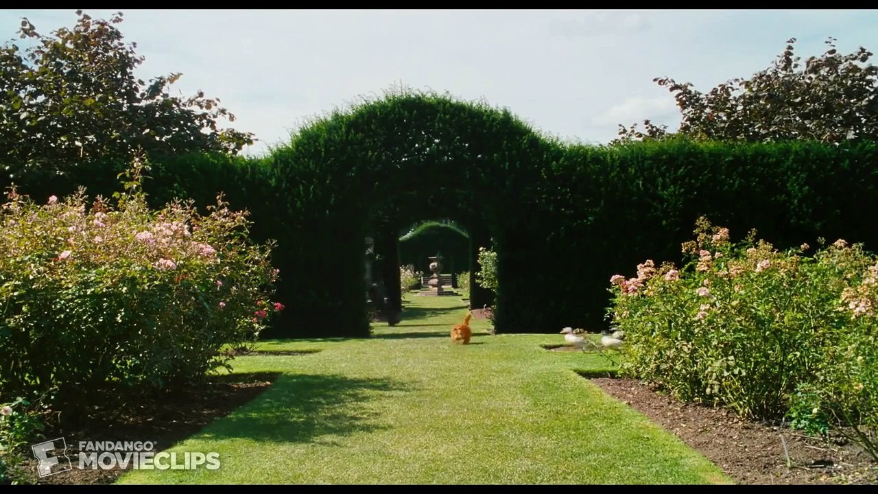 Garfield: A Tail of Two Kitties (5/5) Movie CLIP - The Animals Fight Back (2006) HD