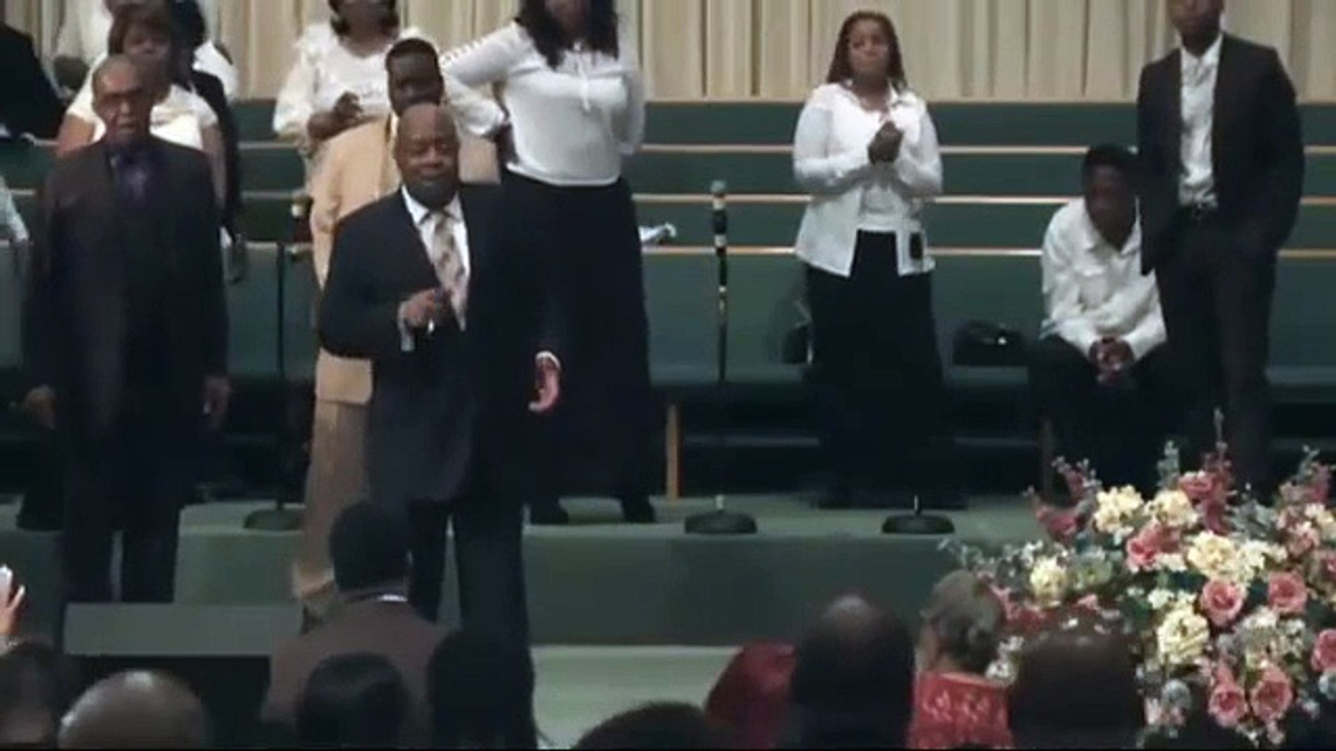 Todd Hall Preaching Pentecostal Explosion 2015