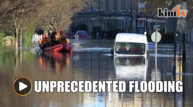 Britain sends in more troops as historic city floods