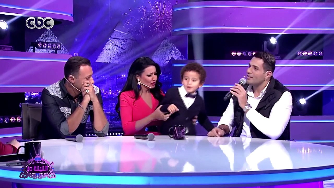 #الليلة_دي | شاهد .. ابن محمد نور يشارك الفنانة سمية الخشاب الغناء