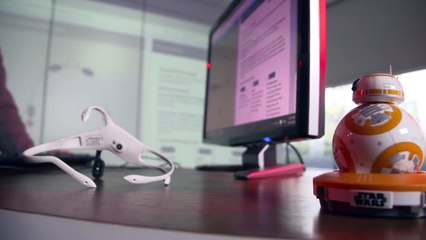 Star Wars Use The Force - Move a BB-8 with Your Mind