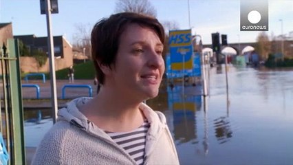Hundreds more troops sent to northern England amid severe flooding