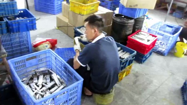 Herrajes para Gabinetes de Cocina - China: Compases de Resorte / Production 6