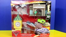 Disney Pixar Cars 2 London Playset With Lightning McQueen Mater Finn Mcmissile Lemons