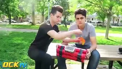 【爆弾ドッキリ】いきなり爆弾を渡された時の反応が笑えるw【海外人気ドッキリ！ハプニング集！俺的ランキング！】