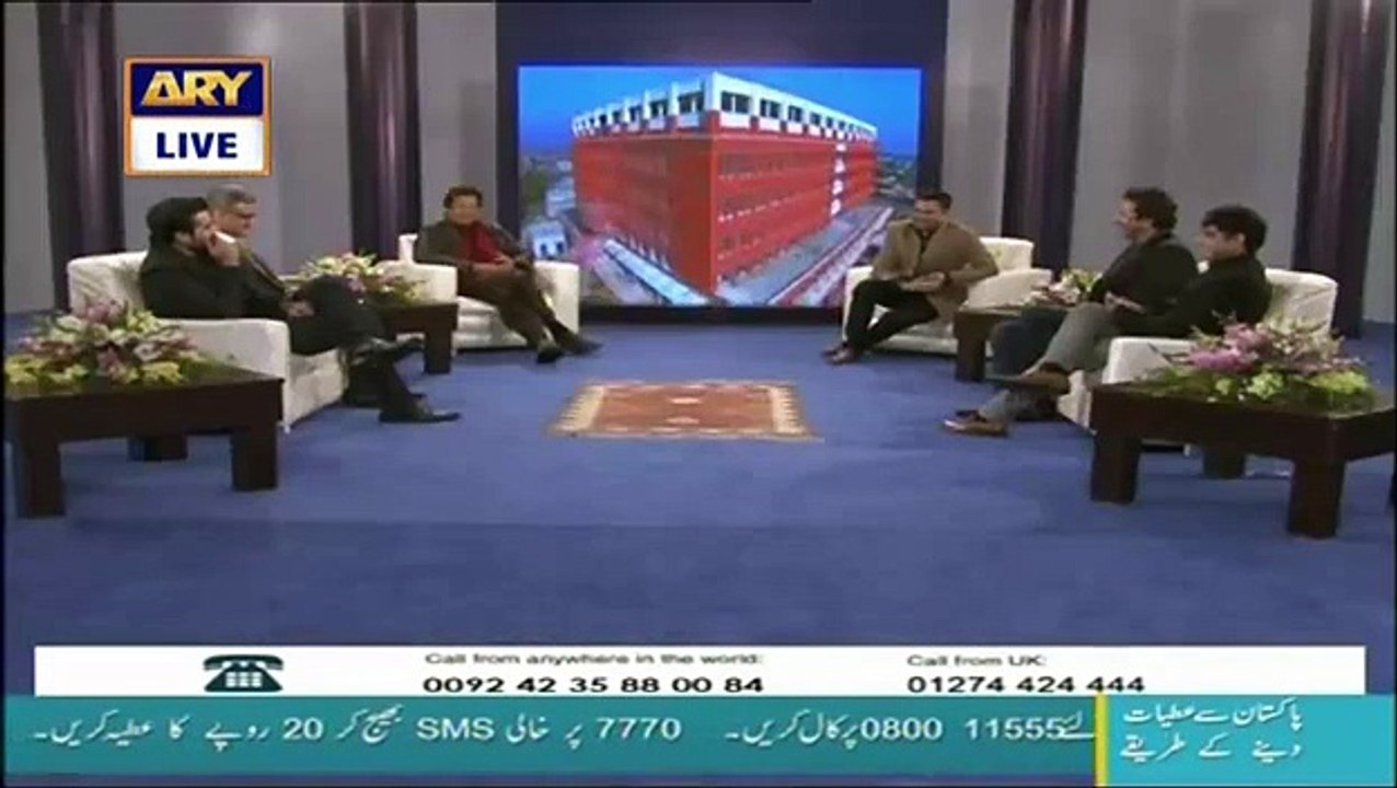 Check the Reaction of Hamza Ali Abbasi when Her Mother Called in SKMH Telethon