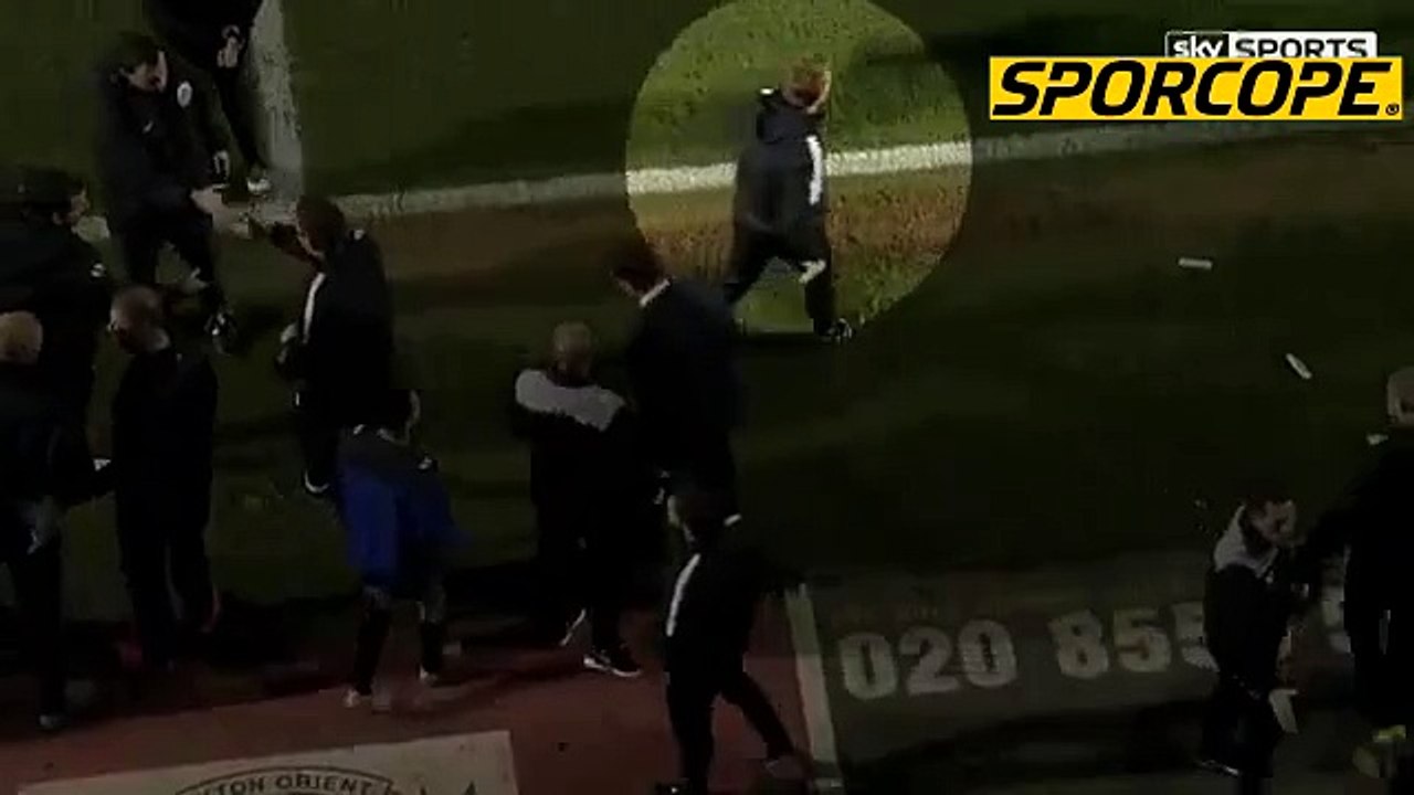 Başkandan menajere tekme!