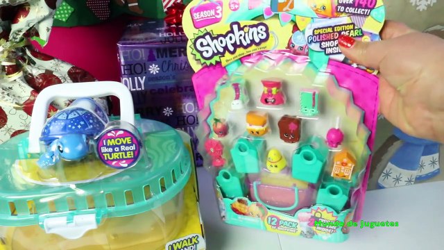 Abriendo Regalos de Navidad -Opening Christmas Presents Mundo de Juguetes