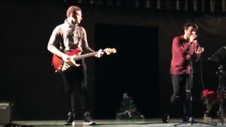 Green Day - 21 Guns [live Liceo E. Amaldi 22/12/2015 Bitetto (BA)]