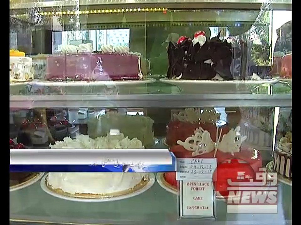 CHRISTMAS-CAKE