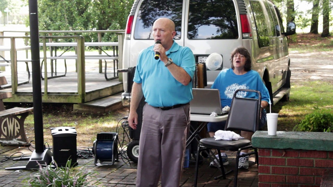 Danny McCorkle sings 'He Touched Me' Elvis Week 2014