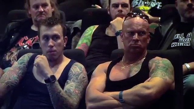 La Pub Carlsberg très comique (drôle funny mdr lol omg fun girl)