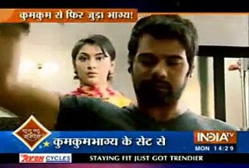 Descargar video: Abhi Ko Mil Gayi Uski Fuggi Wapas Jisse Abhi Ke Aankh Mein Aaye Khushi Ke Aansu 28th December 2015 Kumkum Bhagya