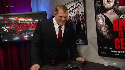 Triple H and Stephanie McMahon are running late: Raw, October 12, 2015