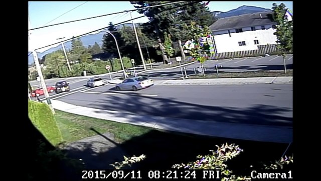 1 year of accidents and bad drivers filmed at an intersection!