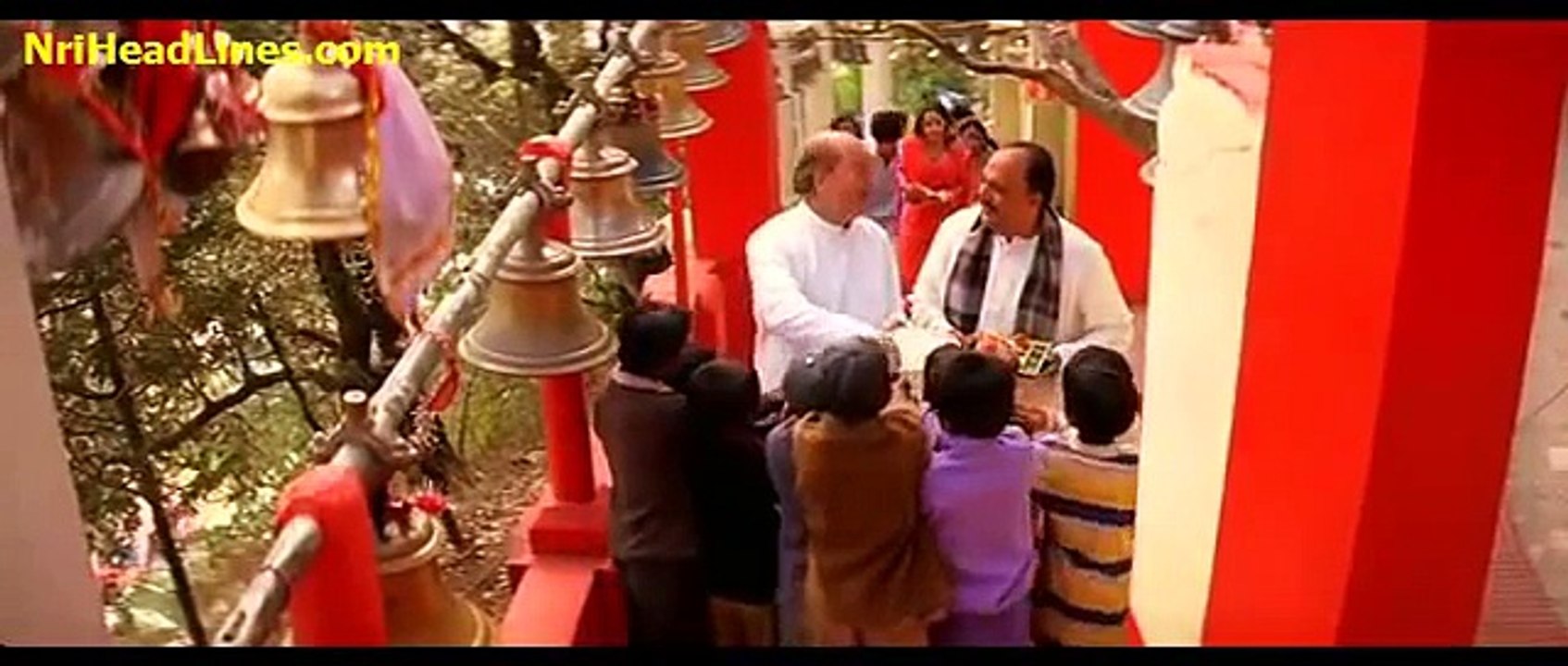 Milan Abhi Aadha Adhura Hai hindi song from Vivah movie
