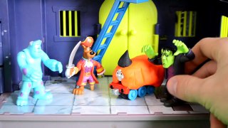 play-doh costumes Peppa Pig Play-Doh Halloween Costumes Episode Thomas and friends Batman