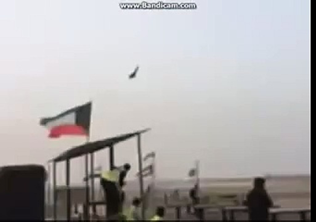 Amazing Pakistan Air Force Skills with JF 17 Thunder in Dubai