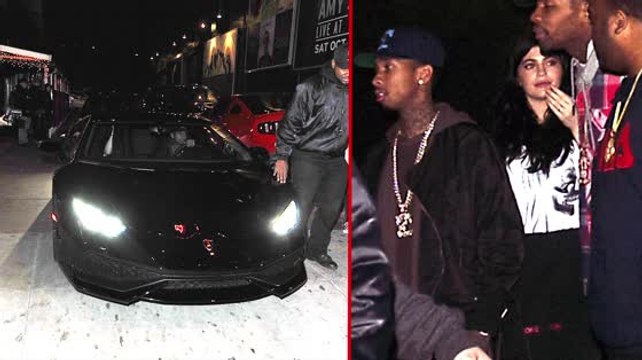 Tyga y Kylie Jenner vistos en el nuevo Lambo de Tyga!