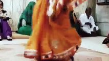 AFREEN KHAN HOT UNSEEN MUJRA - PAKISTANI MUJRA DANCE 2015