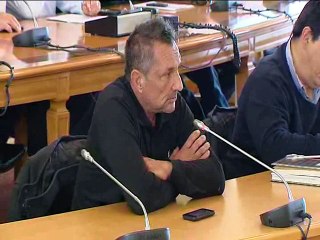 Τα ¨έψαλλαν¨ οι αγρότες στους βουλευτές