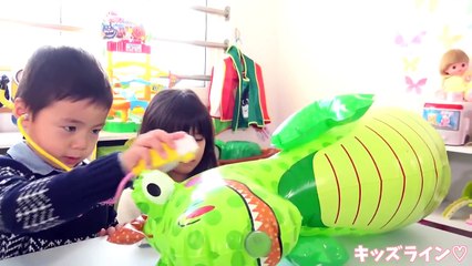 アンパンマン お医者さんごっこ で 恐竜 くんを治療したよ♫ おもちゃ Anpanman play doctor Toy Fumily Fun vidéo