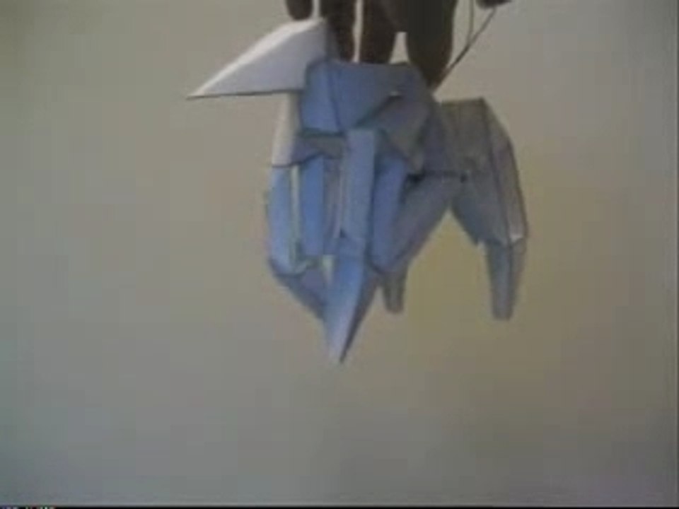 Un cheval en papier