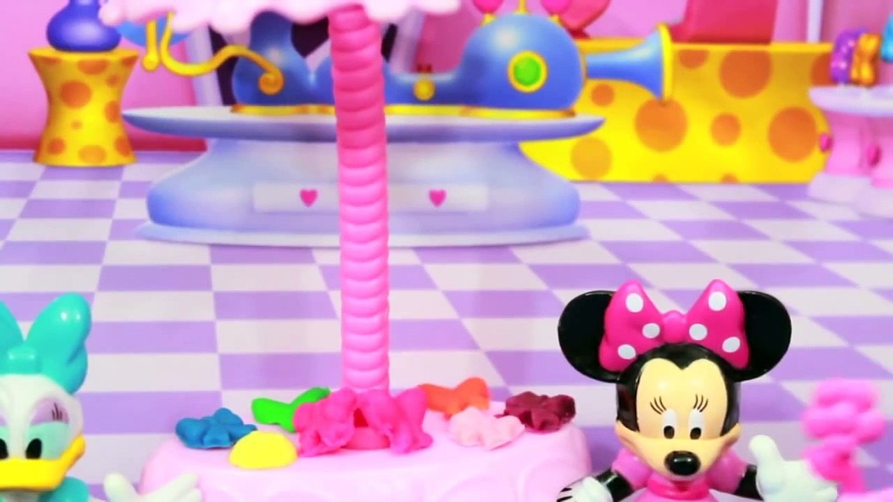 PLAY-DOH Peppa Pig Frozen Tangled Ariel Disney Princess Minnie Mouse Bowtique AllToyCollector